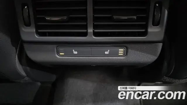 Land Rover Range Rover Evoque 2024 — Фото 18/20