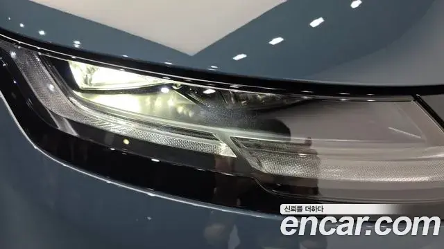 Land Rover Range Rover Evoque 2024 — Şəkil 12/33