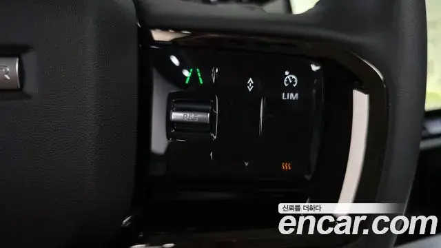 Land Rover Range Rover Evoque 2024 — Şəkil 21/33