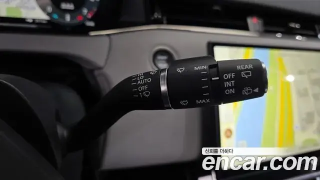 Land Rover Range Rover Evoque 2024 — Şəkil 30/33