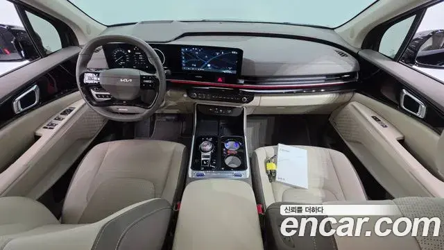 Kia Carnival 2025 — Photo 7/39