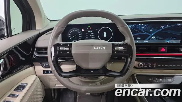 Kia Carnival 2025 — Photo 2/39