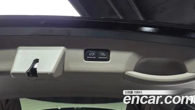 Kia Carnival 2025 — Photo 38/39