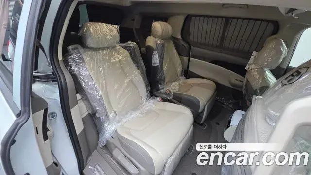Kia Carnival 2026 — ფოტო 2/40