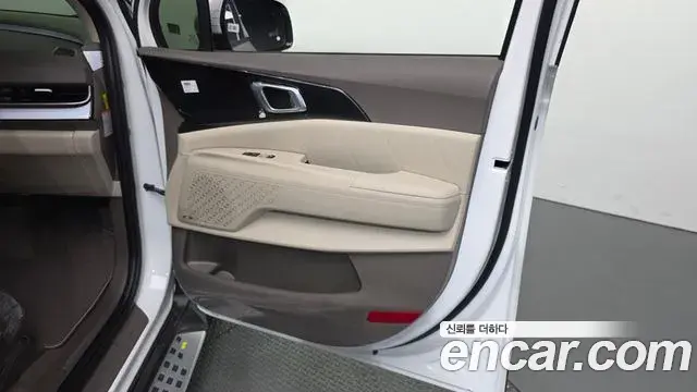 Kia Carnival 2026 — ფოტო 25/40