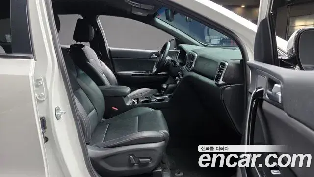 Kia Sportage The Bold 2019 — ფოტო 22/30
