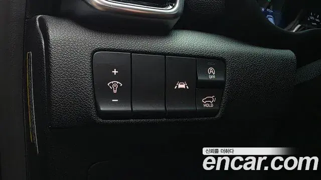 Kia Sportage The Bold 2019 — ფოტო 13/30