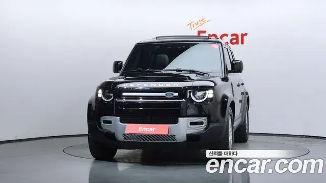 Land Rover Defender 2021 — ფოტო 32/32