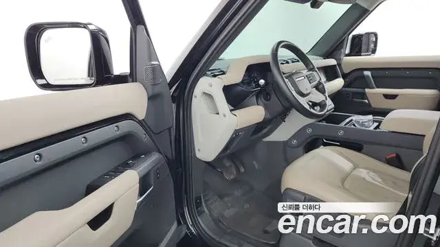Land Rover Defender 2021 — ფოტო 3/32