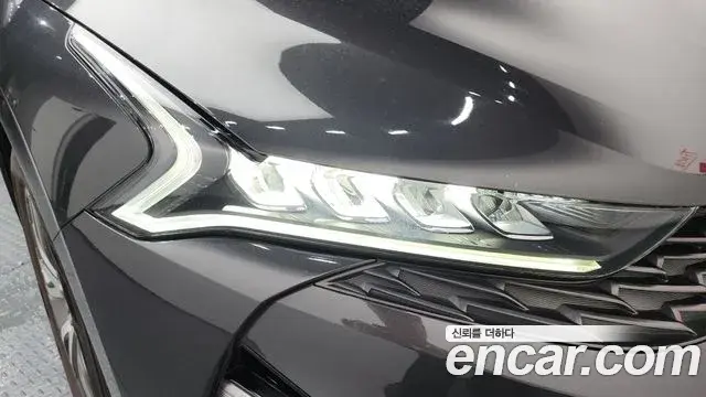 Kia K5 2021 — Photo 9/31