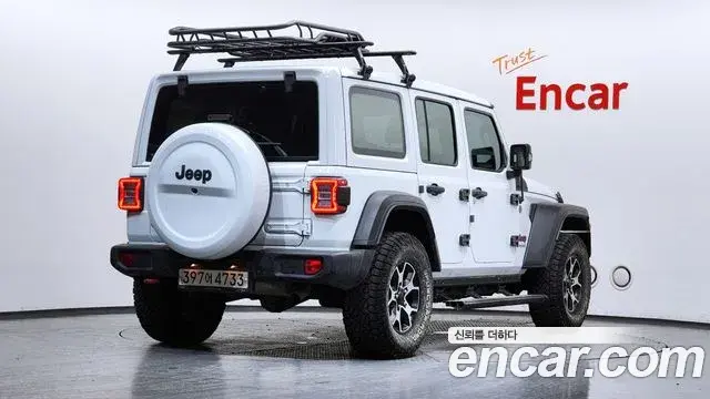 Jeep Wrangler 2019 — ფოტო 16/20