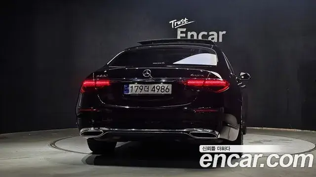 Mercedes-Benz S-Class 2022 — Şəkil 30/31