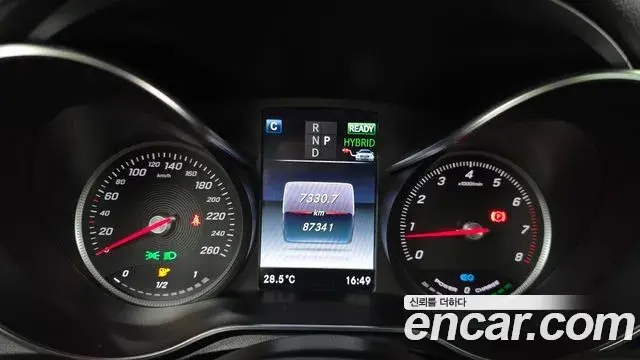Mercedes-Benz GLC-Class 2018 — Фото 8/20