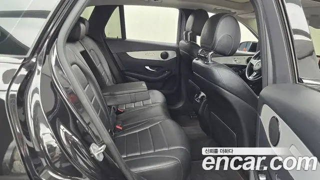 Mercedes-Benz GLC-Class 2018 — Фото 11/20