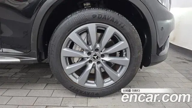Mercedes-Benz GLC-Class 2018 — ფოტო 10/34