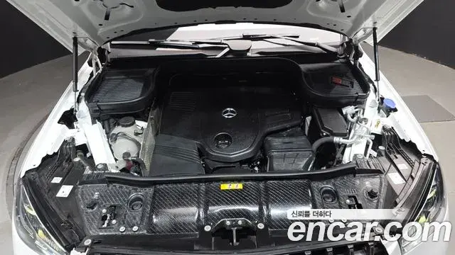 Mercedes-Benz GLE-Class 2025 — Photo 35/35