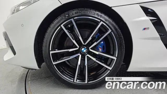BMW Z4 2022 — ფოტო 10/20