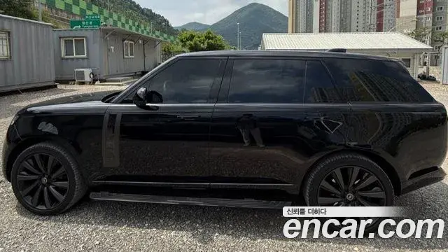 Land Rover Range Rover 2024 — Photo 8/8