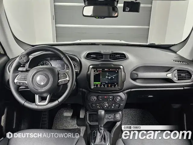 Jeep Renegade 2023 — Şəkil 14/20