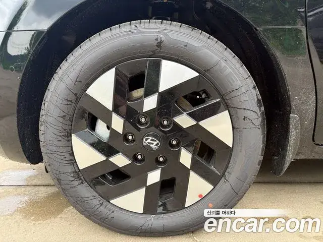 Hyundai Staria 2026 — Şəkil 10/20
