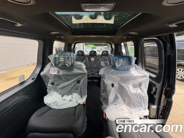 Hyundai Staria 2026 — Şəkil 6/20