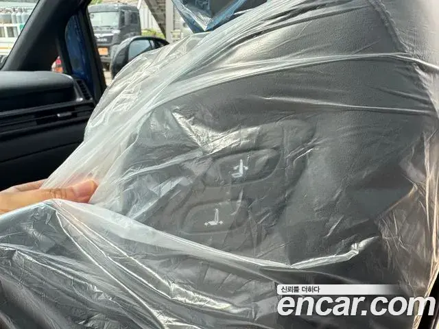 Hyundai Staria 2026 — Şəkil 8/20