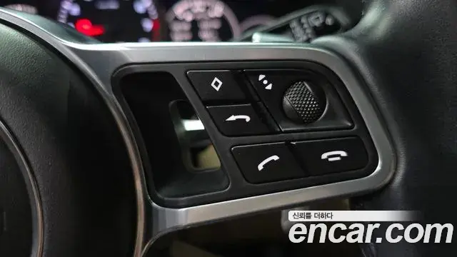 Porsche Cayenne 2020 — ფოტო 3/36