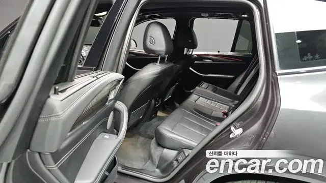 BMW X3 2022 — Photo 6/31