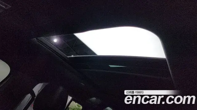 Land Rover Defender 2021 — ფოტო 24/33