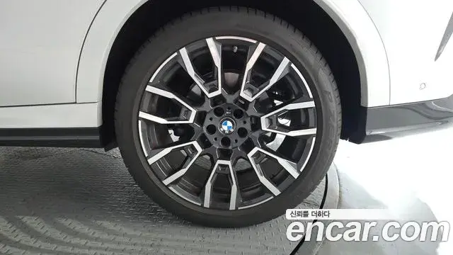 BMW X6 2024 — Photo 7/36