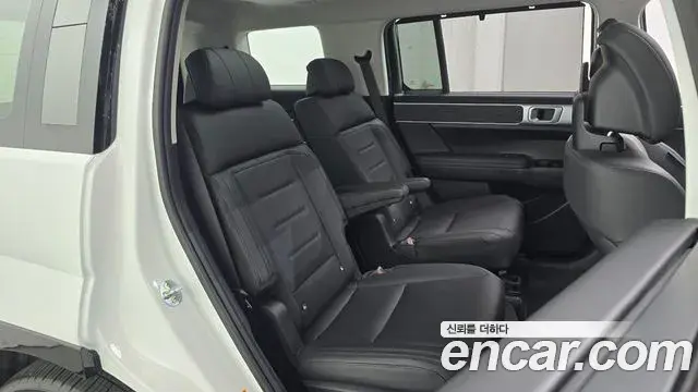 Hyundai Santa Fe 2024 — Photo 22/36