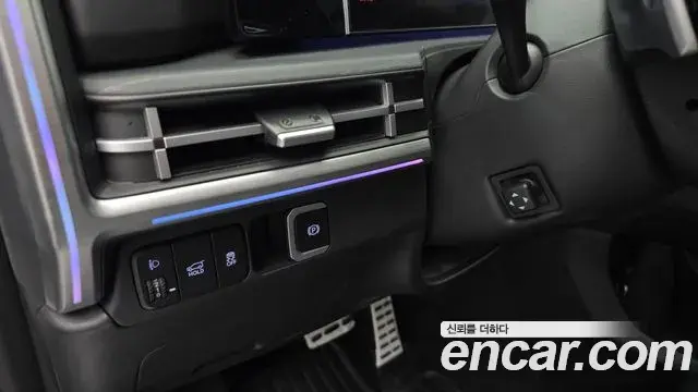 Hyundai Santa Fe 2024 — Photo 12/36