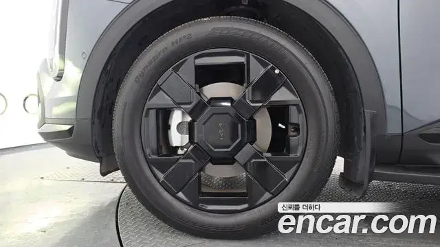 Kia Sportage 2025 — ფოტო 1/36