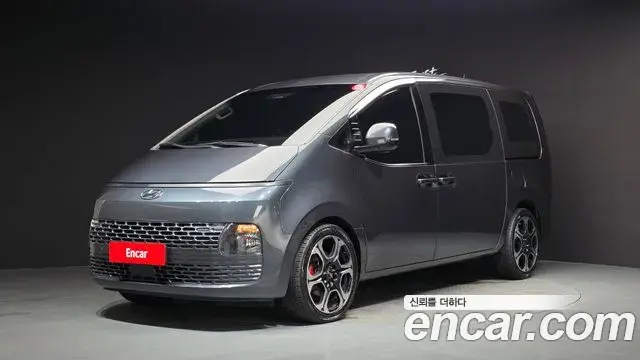 Hyundai Staria 2022 — Фото 1/20