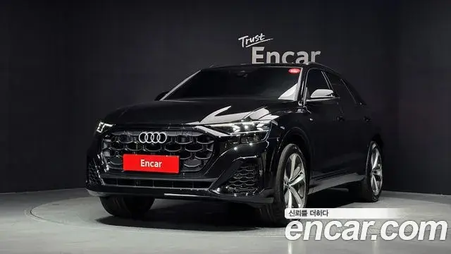 Audi Q8 2025 — Photo 7/34