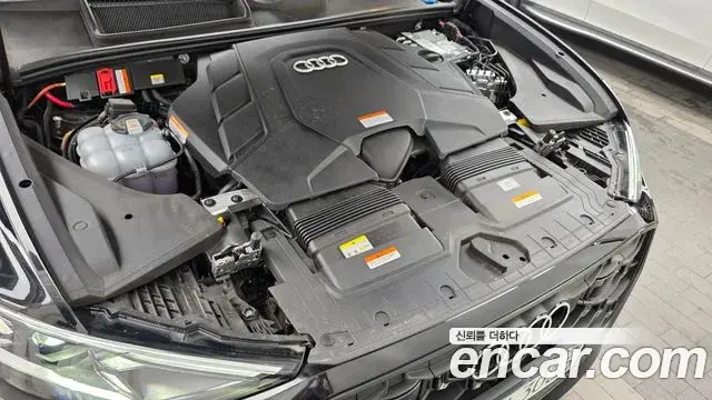 Audi Q8 2025 — Photo 29/34