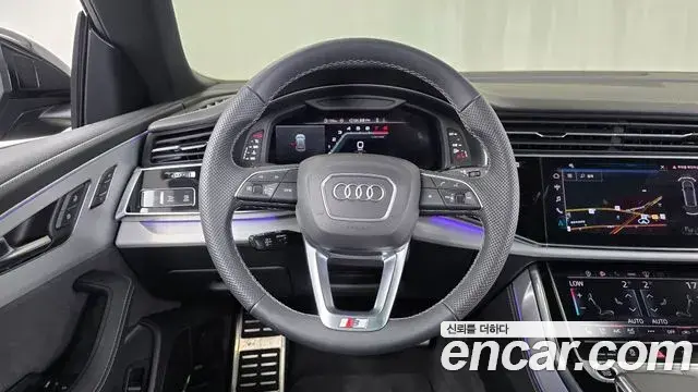 Audi Q8 2025 — Photo 23/34