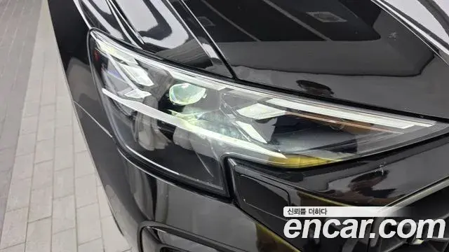 Audi Q8 2025 — Photo 31/34