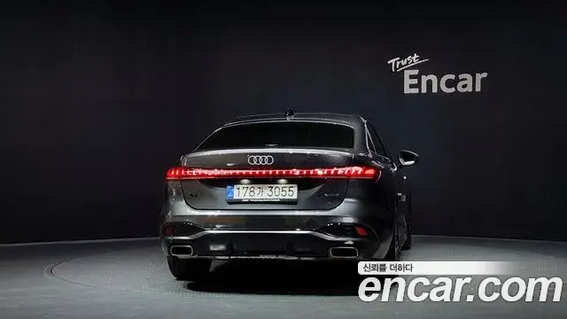 Audi A5 2025 — ფოტო 30/32