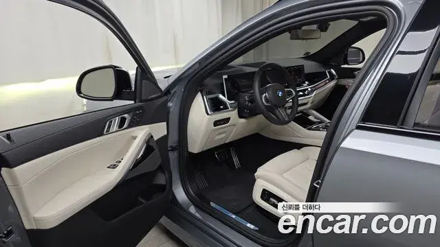 BMW X6 2026 — Фото 10/20