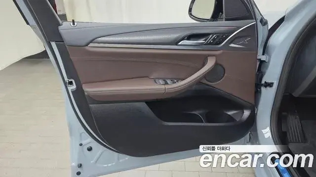 BMW X3 2024 — ფოტო 22/32