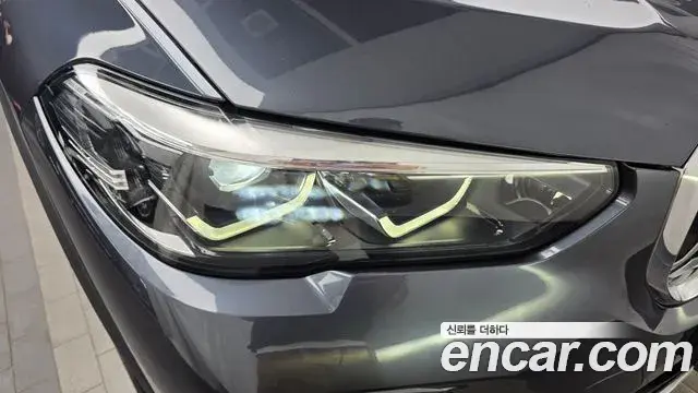 BMW X5 2019 — Şəkil 25/32