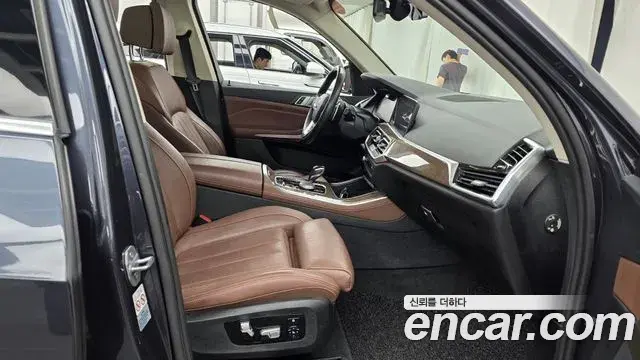 BMW X5 2019 — Şəkil 30/32