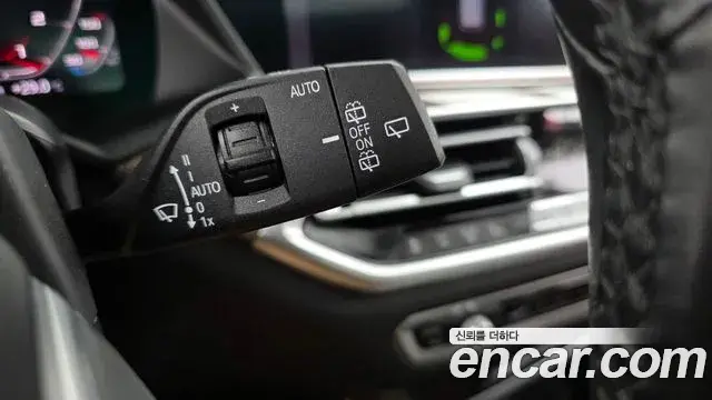 BMW X5 2019 — Şəkil 19/32