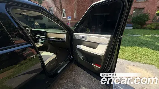 Hyundai Santa Fe 2024 — ფოტო 15/18
