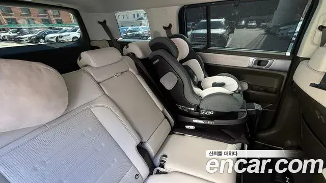 Hyundai Santa Fe 2024 — ფოტო 5/18