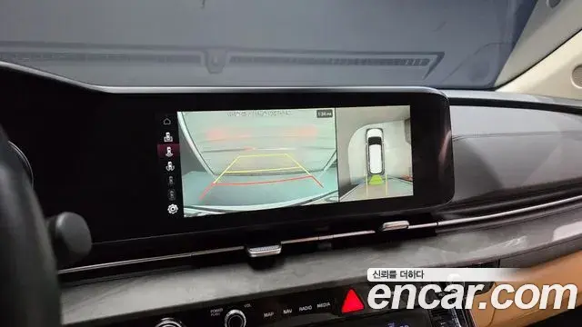 Kia Carnival 2023 — Şəkil 14/34