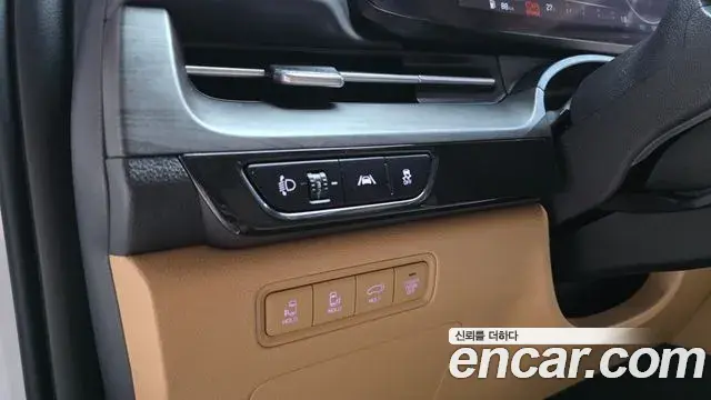 Kia Carnival 2023 — Şəkil 7/34
