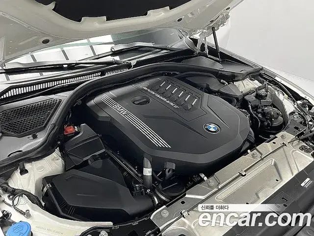 BMW 3 Series 2023 — Photo 6/20