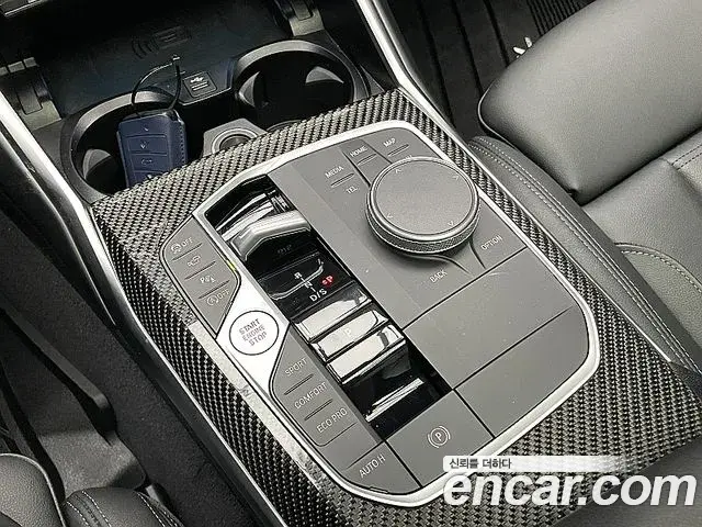 BMW 3 Series 2023 — Photo 19/20